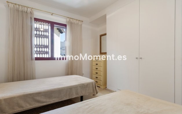 Resale - Apartment - Casares - Casares Centro