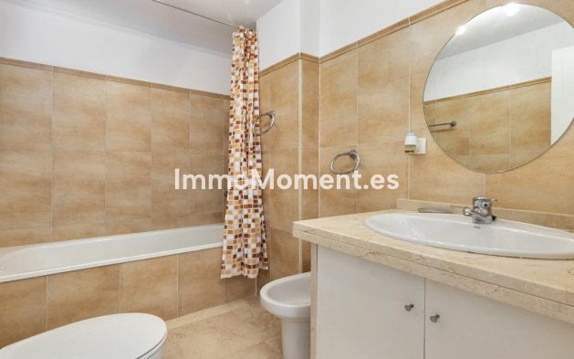 Resale - Apartment - Casares - Casares Centro