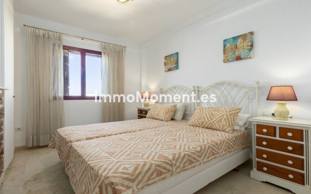 Resale - Apartment - Casares - Casares Centro