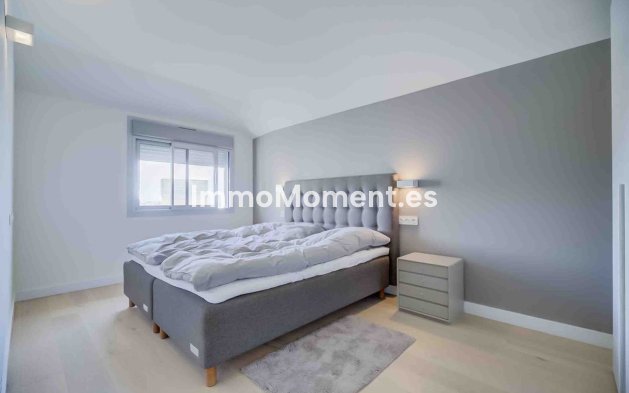 Resale - Apartment - Fuengirola - Fuengirola Centro
