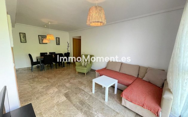 Wiederverkauf - Wohnung - Estepona  - Selwo