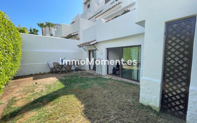 Wiederverkauf - Wohnung - Estepona  - Selwo