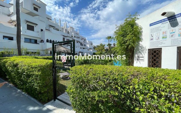 Wiederverkauf - Wohnung - Estepona  - Selwo