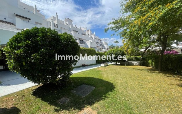 Wiederverkauf - Wohnung - Estepona  - Selwo