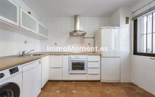 Wiederverkauf - Wohnung - Estepona  - Estepona Centro
