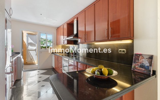 Wiederverkauf - Wohnung - Marbella - Nueva Andalucía