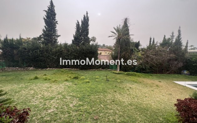 Resale - Detached villa - Marbella - Nueva Andalucía