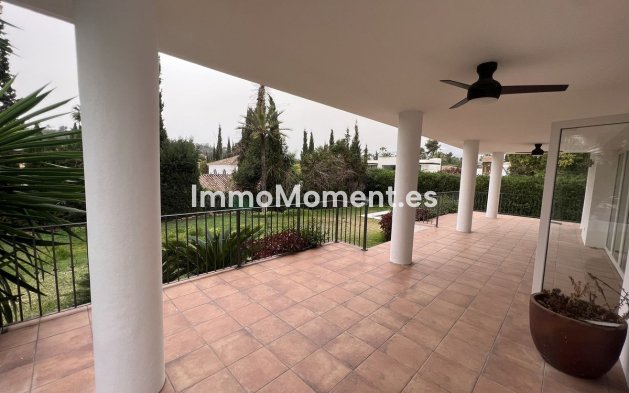 Resale - Detached villa - Marbella - Nueva Andalucía