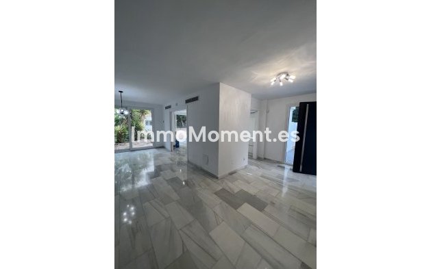 Resale - Detached villa - Marbella - Nueva Andalucía