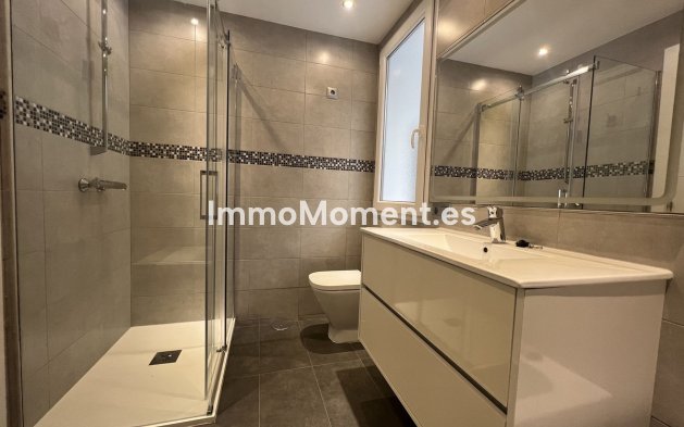 Resale - Detached villa - Marbella - Nueva Andalucía