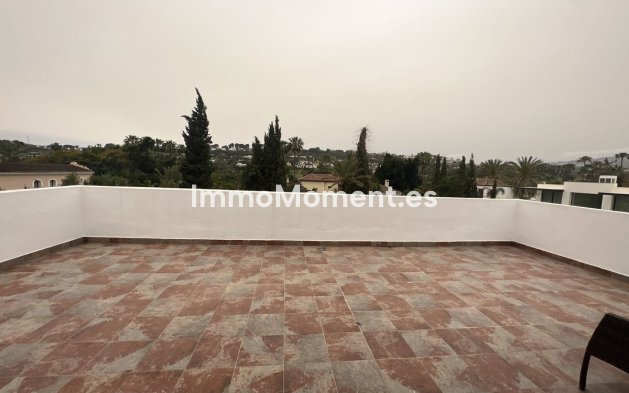 Resale - Detached villa - Marbella - Nueva Andalucía