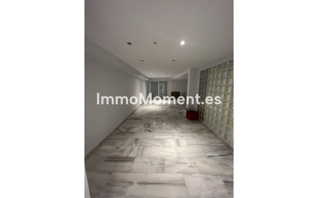 Resale - Detached villa - Marbella - Nueva Andalucía