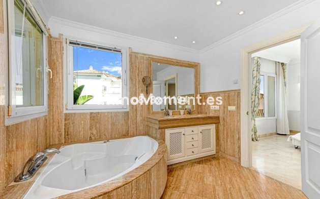 Wiederverkauf - Wohnung - Casares - Casares Centro