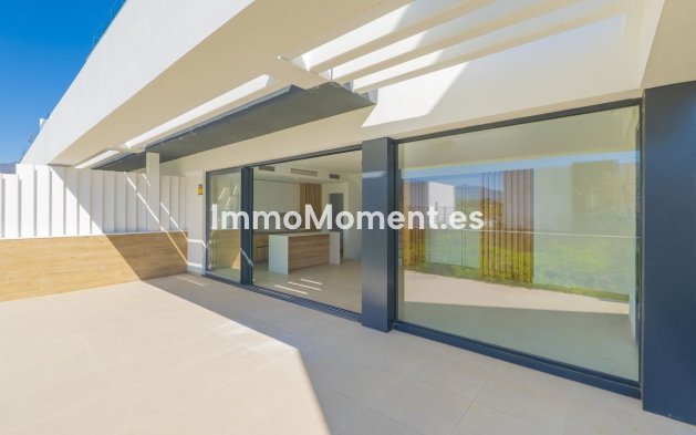 Resale - Detached villa - Estepona - Estepona Centro