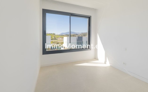 Resale - Detached villa - Estepona - Estepona Centro