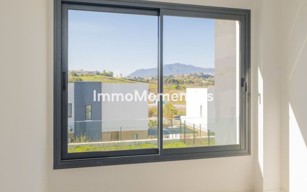 Resale - Detached villa - Estepona - Estepona Centro