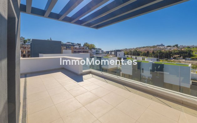 Resale - Detached villa - Estepona - Estepona Centro