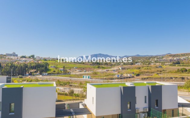 Resale - Detached villa - Estepona - Estepona Centro