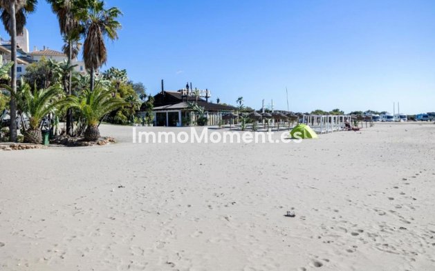 Wiederverkauf - Wohnung - Estepona  - Estepona Centro