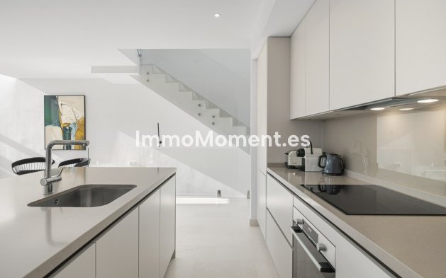 Bestaande woning - Vrijstaande villa - Marbella - Cabopino