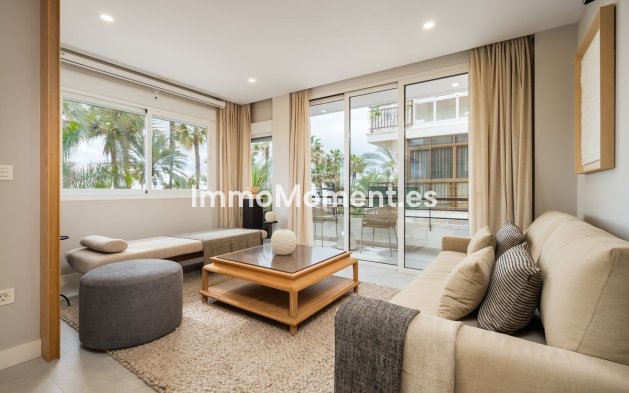 Revente - Appartement - Estepona  - Estepona Centro