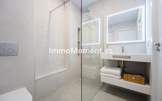 Revente - Appartement - Estepona  - Estepona Centro