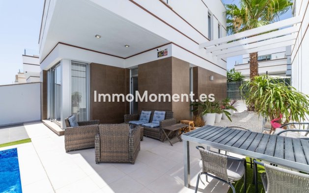 Bestaande woning - Vrijstaande villa - Rojales - Ciudad Quesada