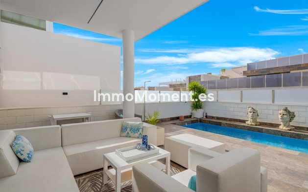 Reventa - Villa independiente - Orihuela - Villamartín