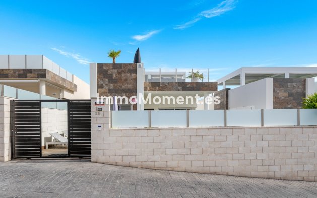 Reventa - Villa independiente - Orihuela - Villamartín