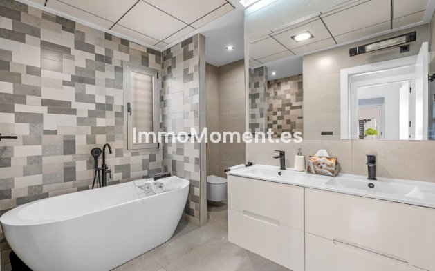 Reventa - Villa independiente - Orihuela - Villamartín