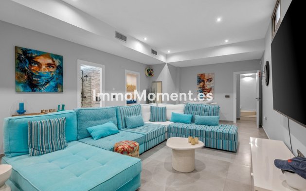 Reventa - Villa independiente - Orihuela - Villamartín
