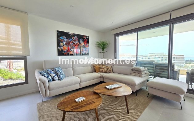 Resale - Apartment - Estepona - Selwo