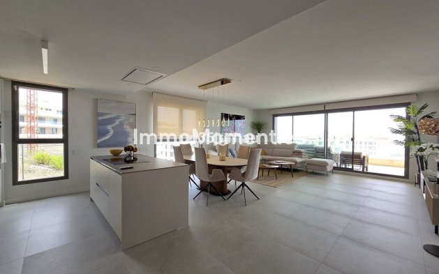 Resale - Apartment - Estepona - Selwo