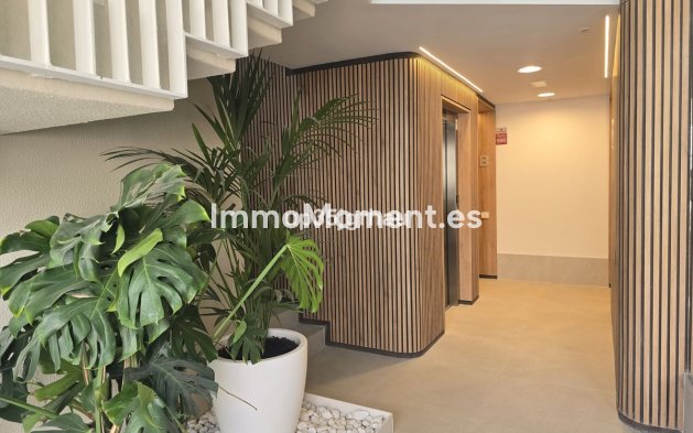 Resale - Apartment - Estepona - Selwo