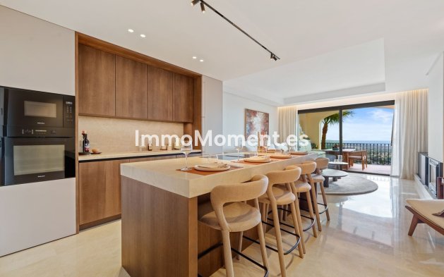 Resale - Apartment - Benahavís - Benahavís Centro