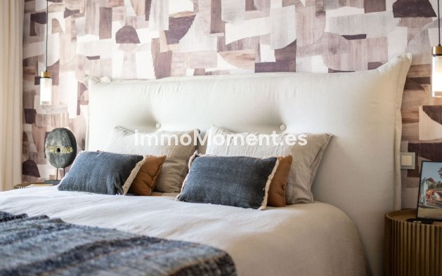 Resale - Apartment - Benahavís - Benahavís Centro