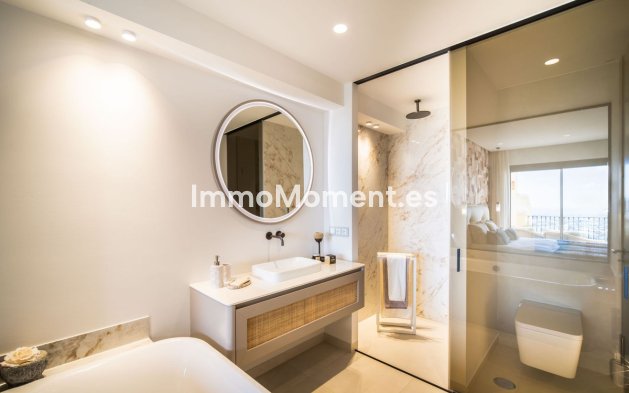 Resale - Apartment - Benahavís - Benahavís Centro