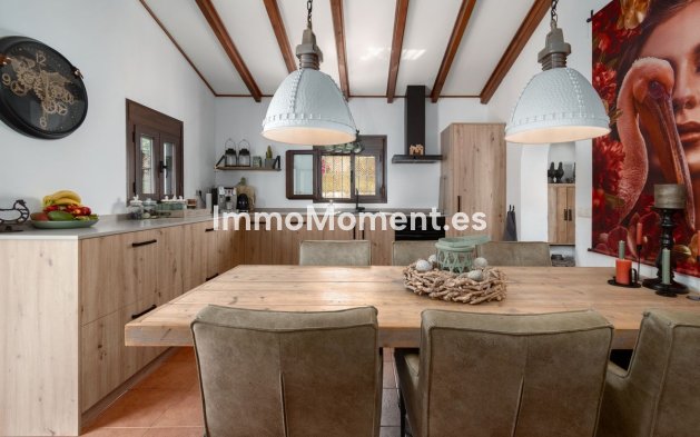 Revente - Maison de campagne - Intérieur                       - Alora