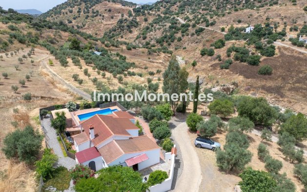 Revente - Maison de campagne - Intérieur                       - Alora