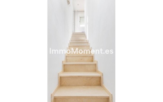 Reventa - Apartamento - Estepona  - Estepona Centro