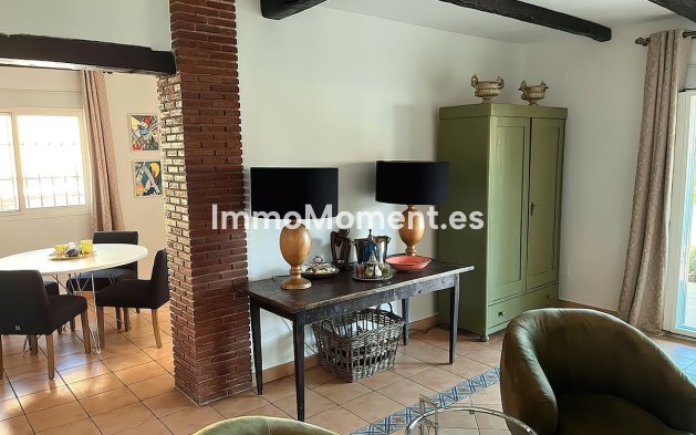 Wiederverkauf - Freistehende Villa -   Inländisch - Alhaurín el Grande Centro