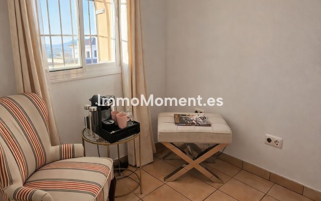 Wiederverkauf - Freistehende Villa -   Inländisch - Alhaurín el Grande Centro