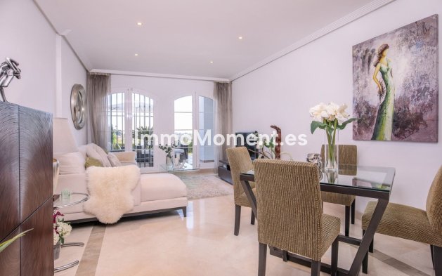 Resale - Apartment - Benahavís - Los Arqueros