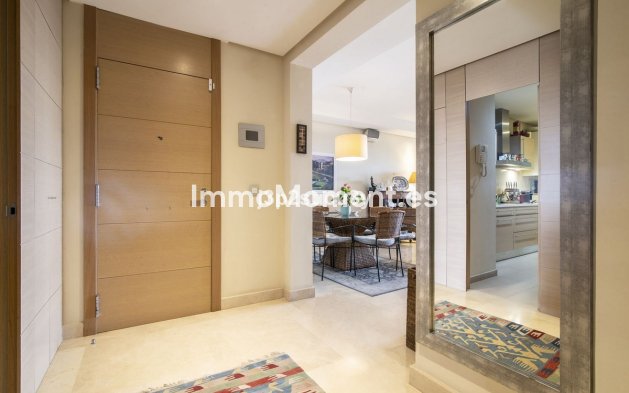 Resale - Apartment - Benahavís - La Quinta