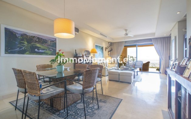 Resale - Apartment - Benahavís - La Quinta