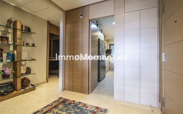 Resale - Apartment - Benahavís - La Quinta