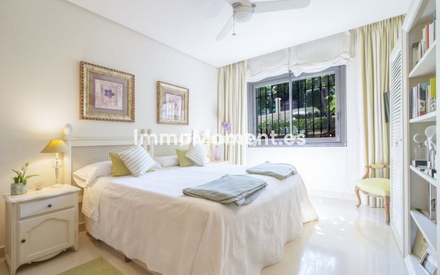 Resale - Apartment - Benahavís - La Quinta