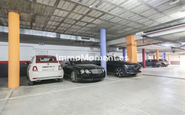 Resale - Apartment - Benahavís - La Quinta
