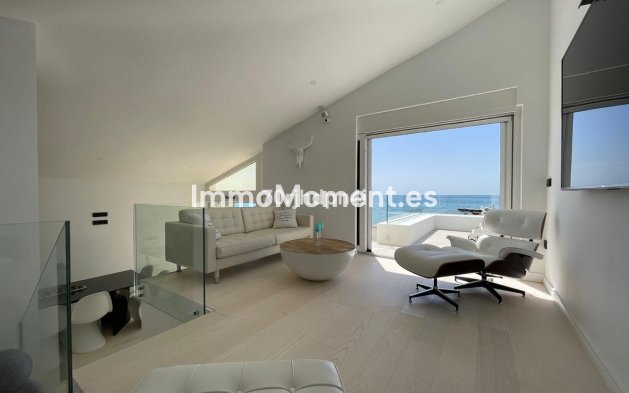 Resale - Detached villa - Estepona - Estepona Centro