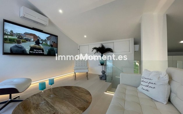 Resale - Detached villa - Estepona - Estepona Centro